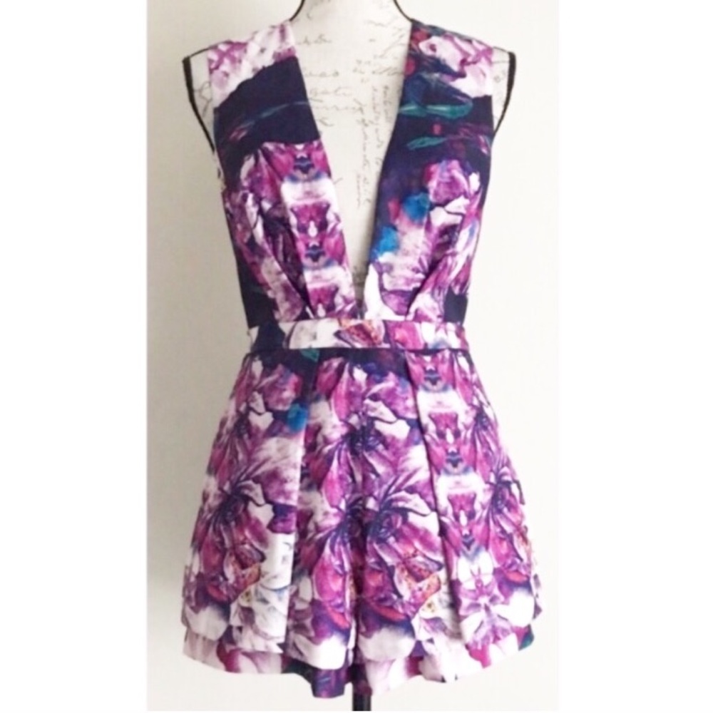 {Lulu’s} Bold Floral Print Deep-V Romper